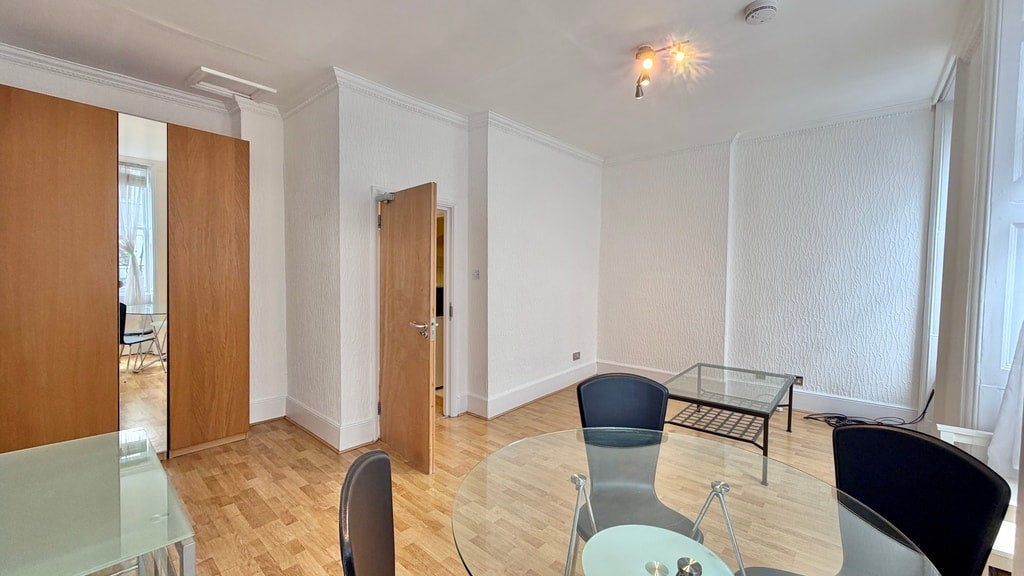 Flat Welbeck Street in City of Westminster