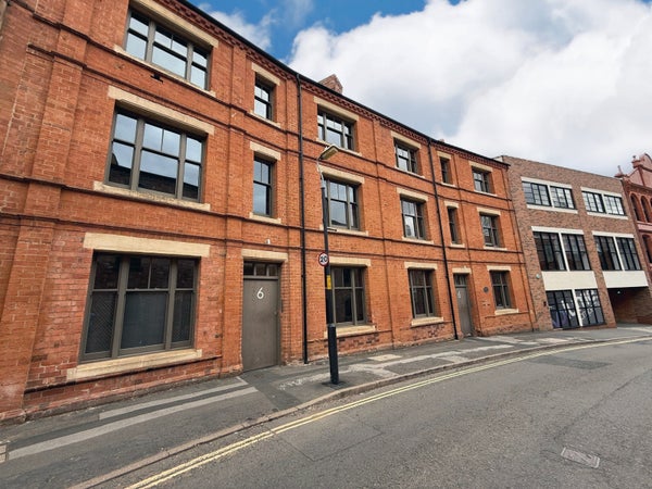 Flat Legge Lane in Birmingham