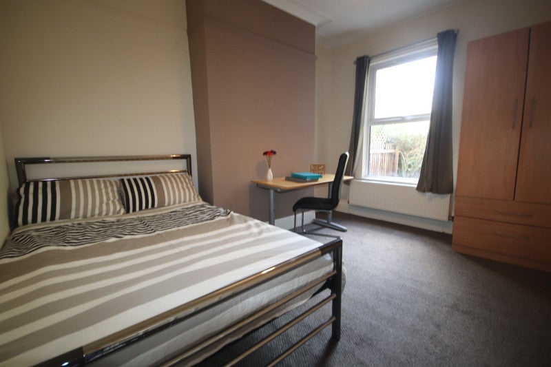 Flat Wadbrough Road in Sheffield