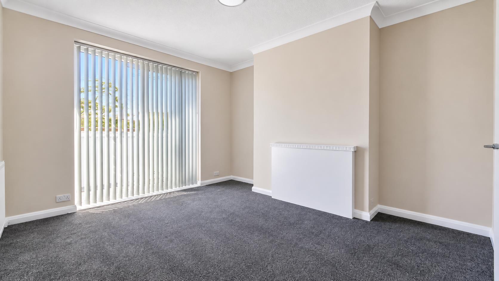 Flat Wilton Road in Greater London