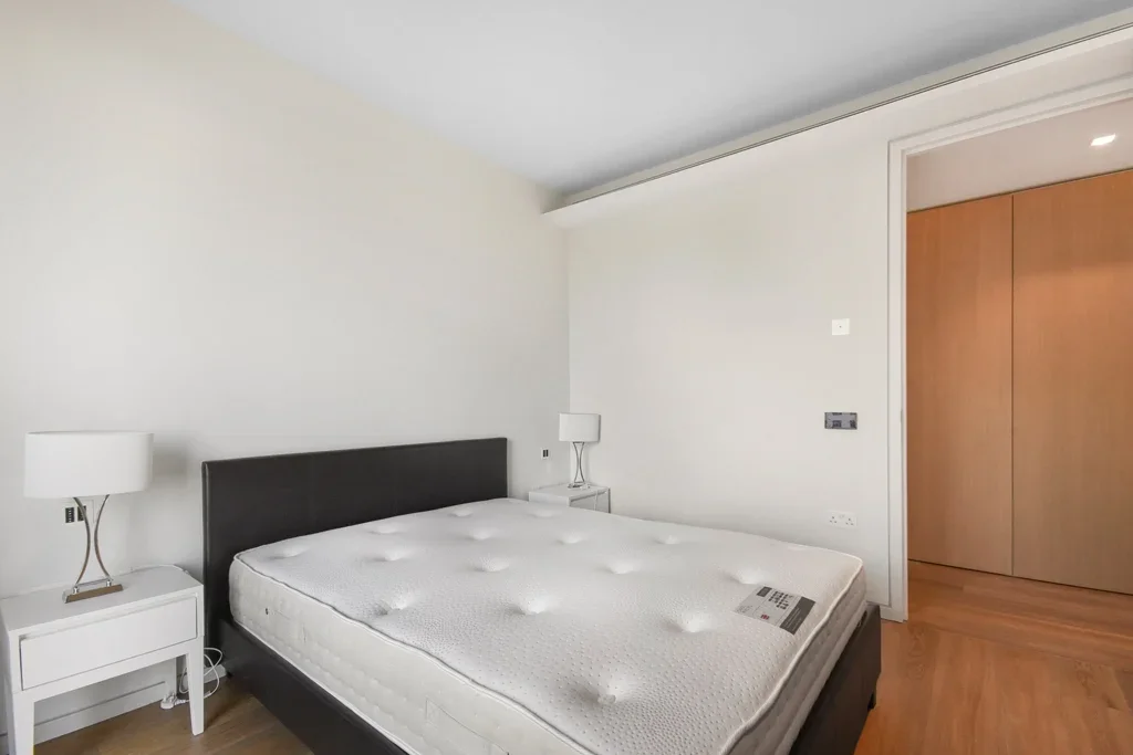 Flat Concert Hall Approach in Greater London