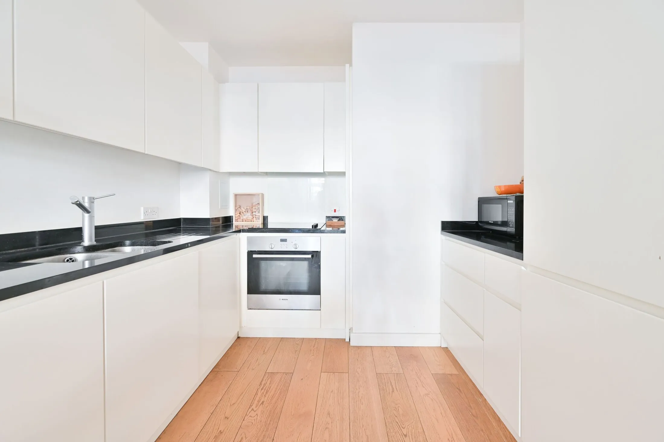 Flat Amelia Street in Greater London