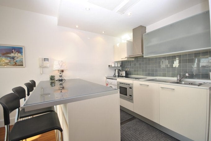 Flat Praed Street in City of Westminster