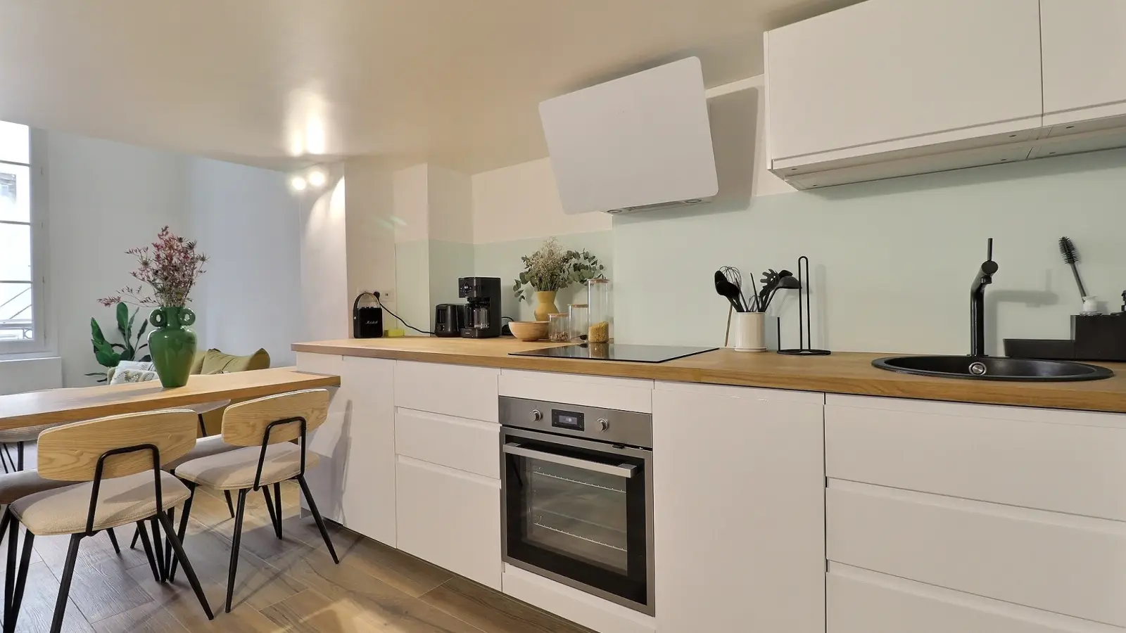 Flat Quai de Jemmapes in Paris
