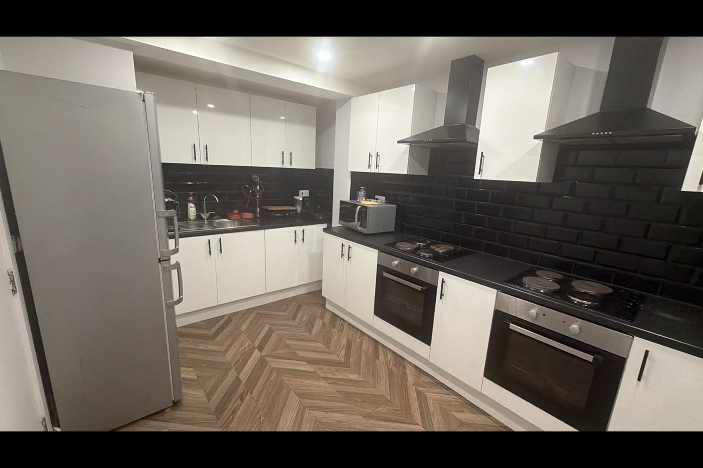 Flat Doris Road in Borough of Spelthorne