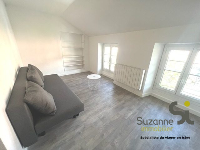 Flat Avenue Raymond Tézier in Voiron