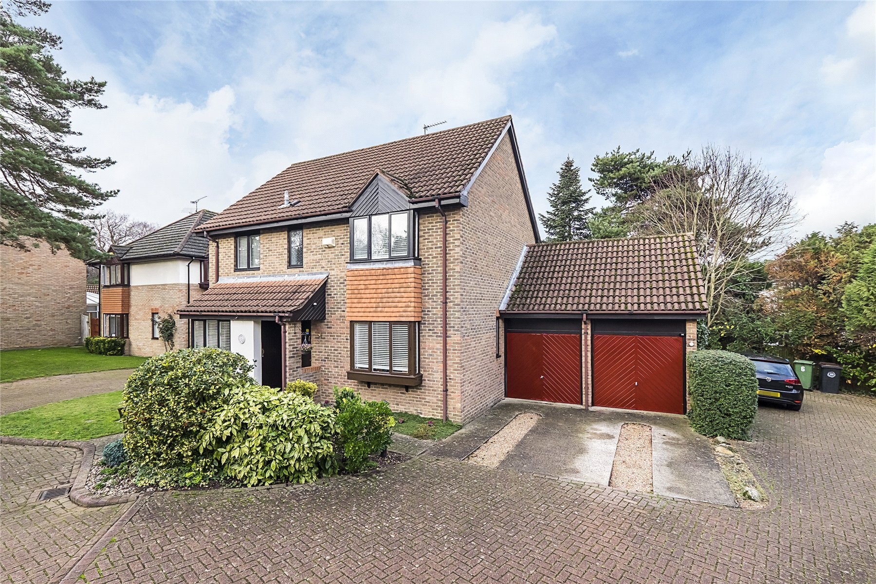 House Sorbie Close in Elmbridge