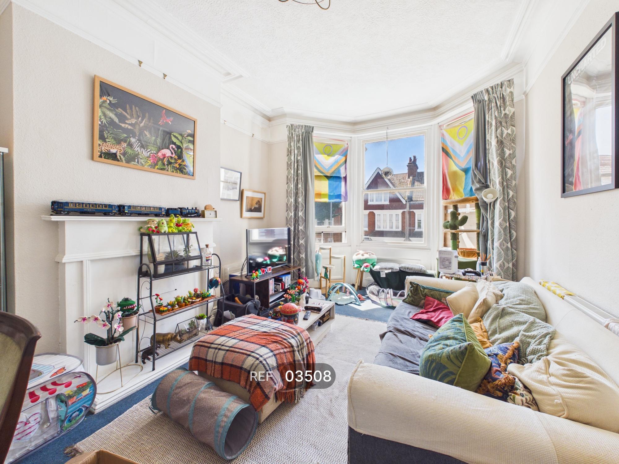 Flat Portland Road in Portslade by Sea