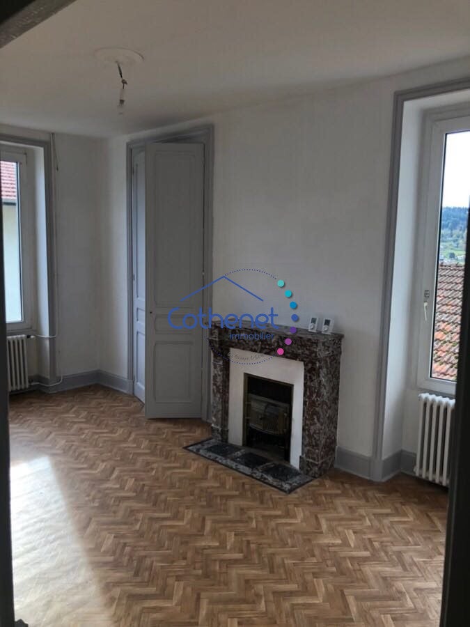 Appartement Route des Écharmeaux à Belmont-de-la-Loire