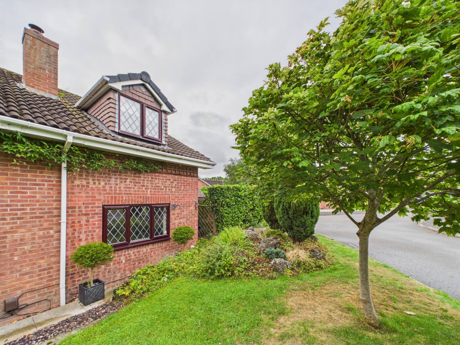 House Kinsham Drive in Metropolitan Borough of Solihull