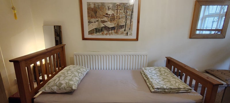 Room Clarendon Road in Greater London