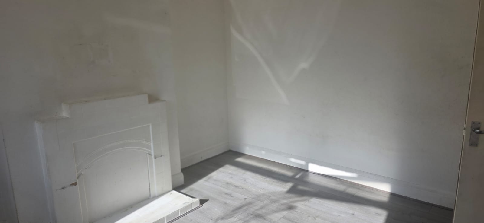 Flat Scarsdale Road in Greater London