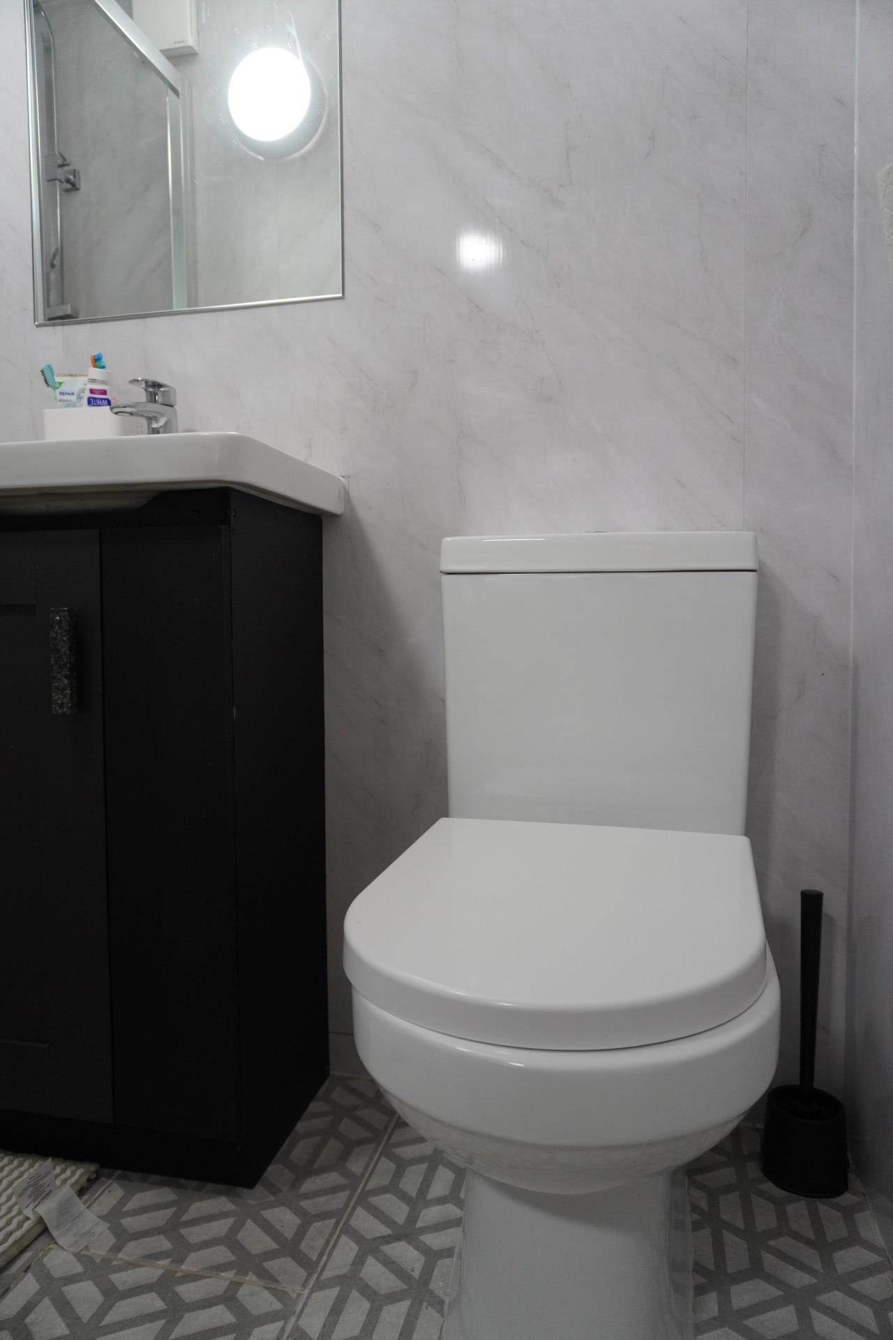 Flat Eskdale Close in Greater London