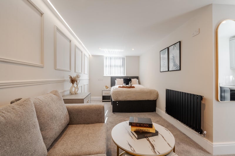 Room Croppers Hill in St Helens