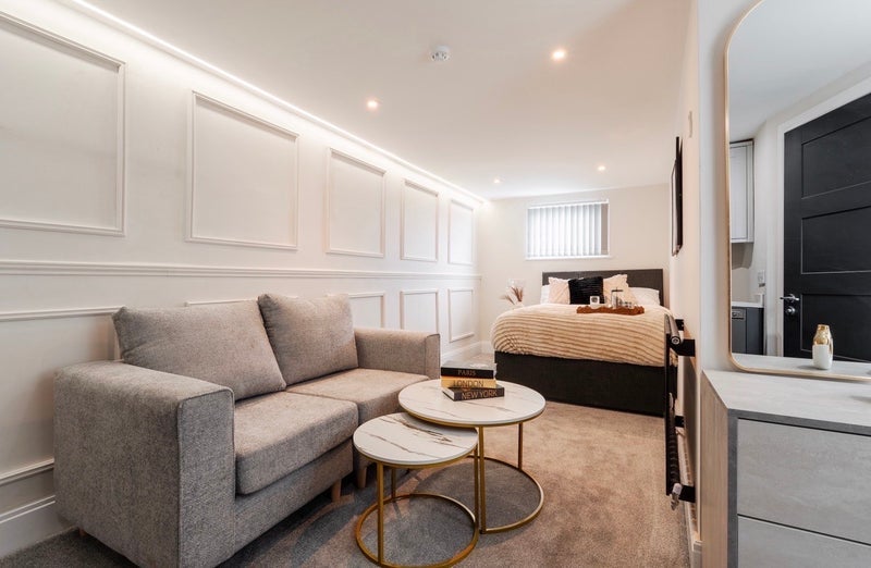 Room Croppers Hill in St Helens