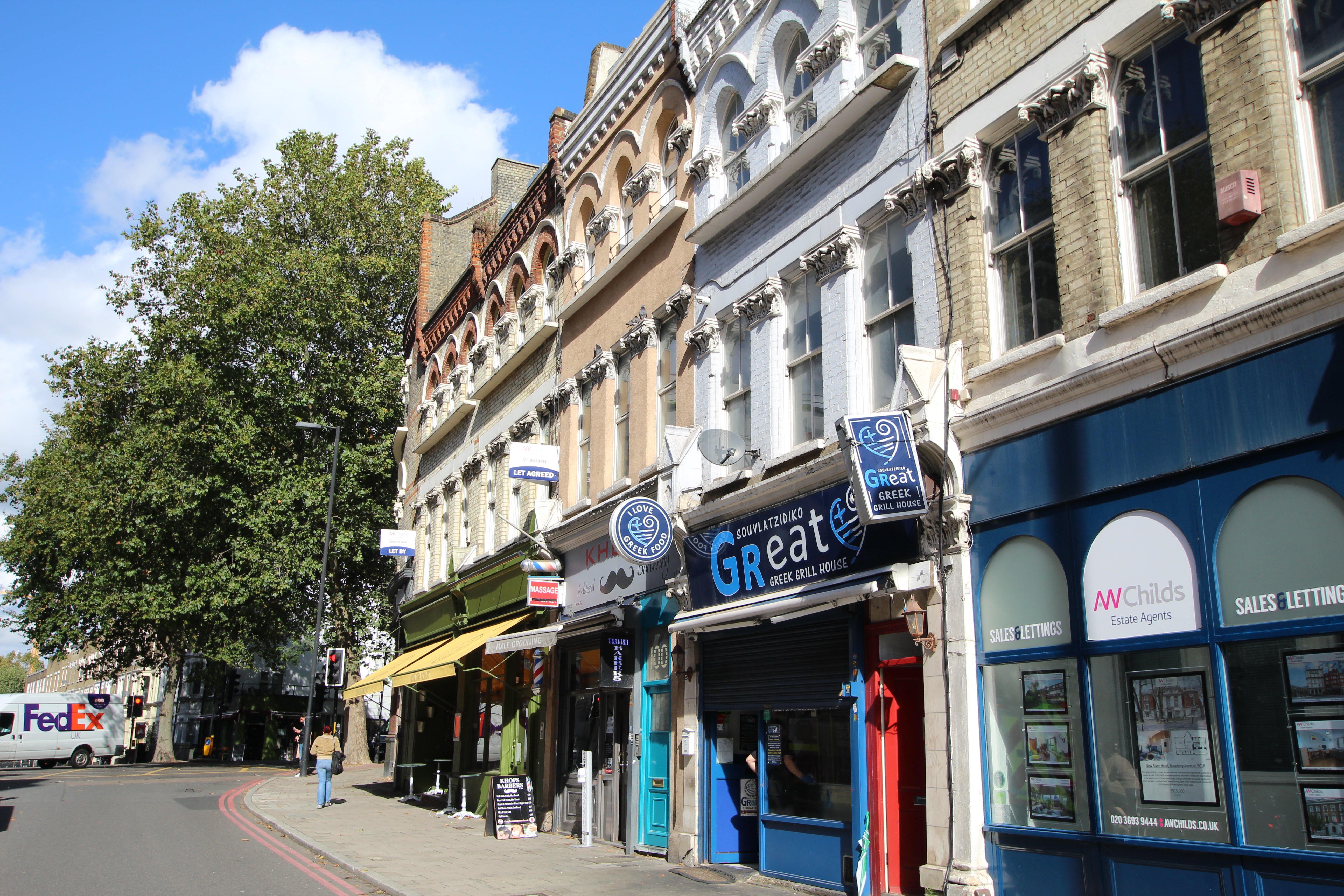 Flat Grange View Road in Greater London