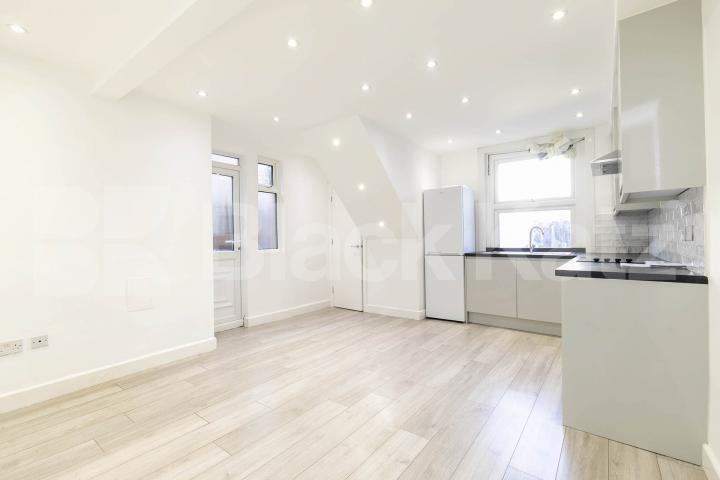 House Iverson Road in Greater London
