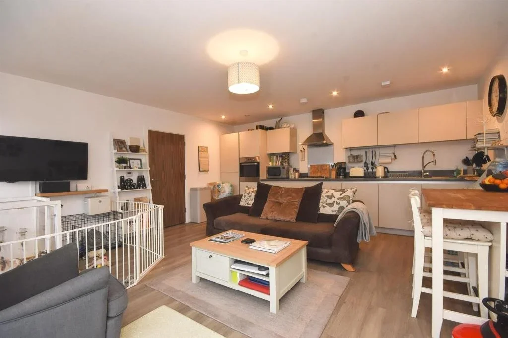 Flat Cunard Square in Chelmsford