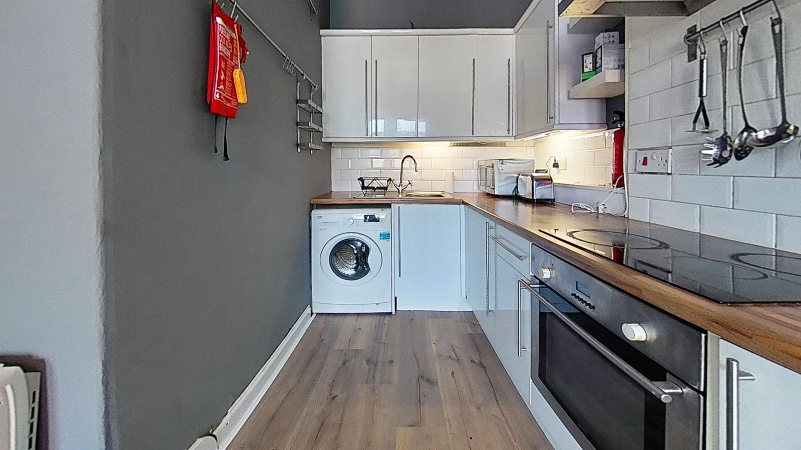 Flat Broughton Road in City of Edinburgh