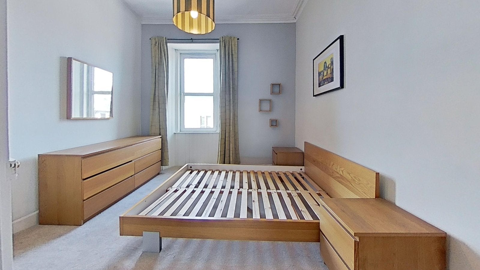 Flat Broughton Road in City of Edinburgh