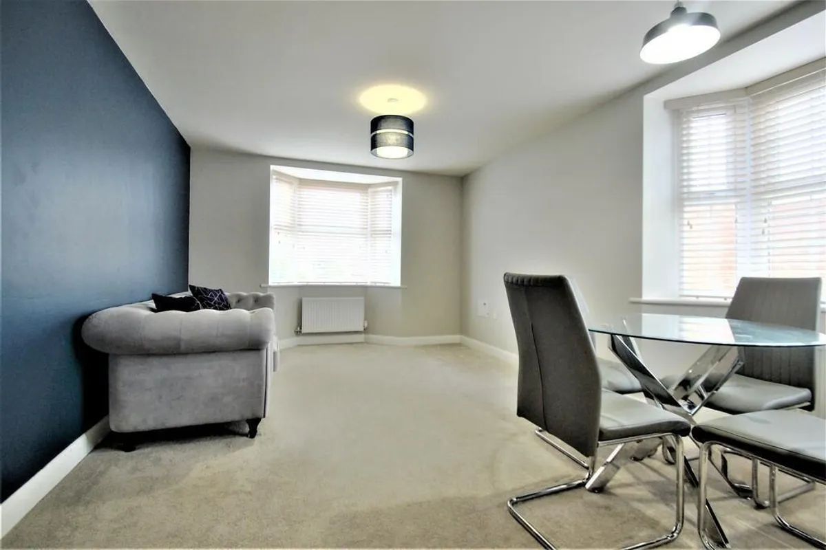 Flat Beverly Close in Rugby