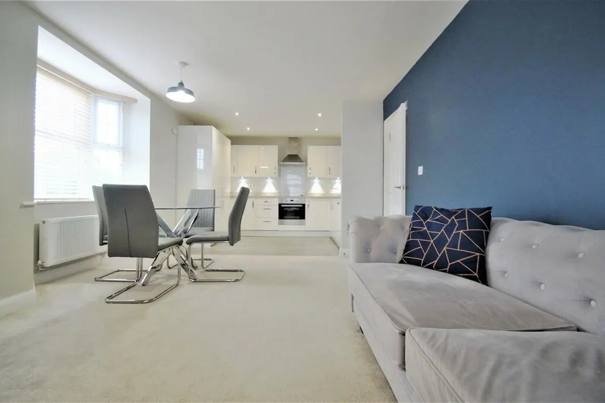 Flat Beverly Close in Rugby
