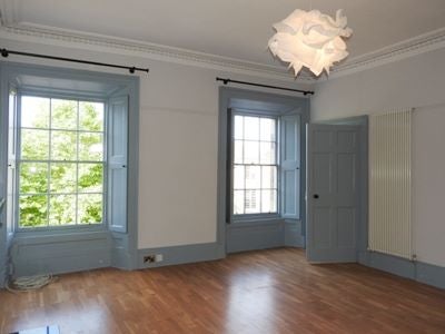 Flat Inverleith Row in City of Edinburgh