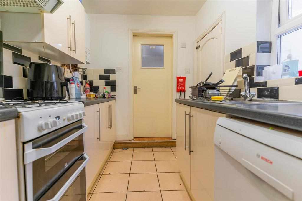 Flat Heeley Road in Birmingham