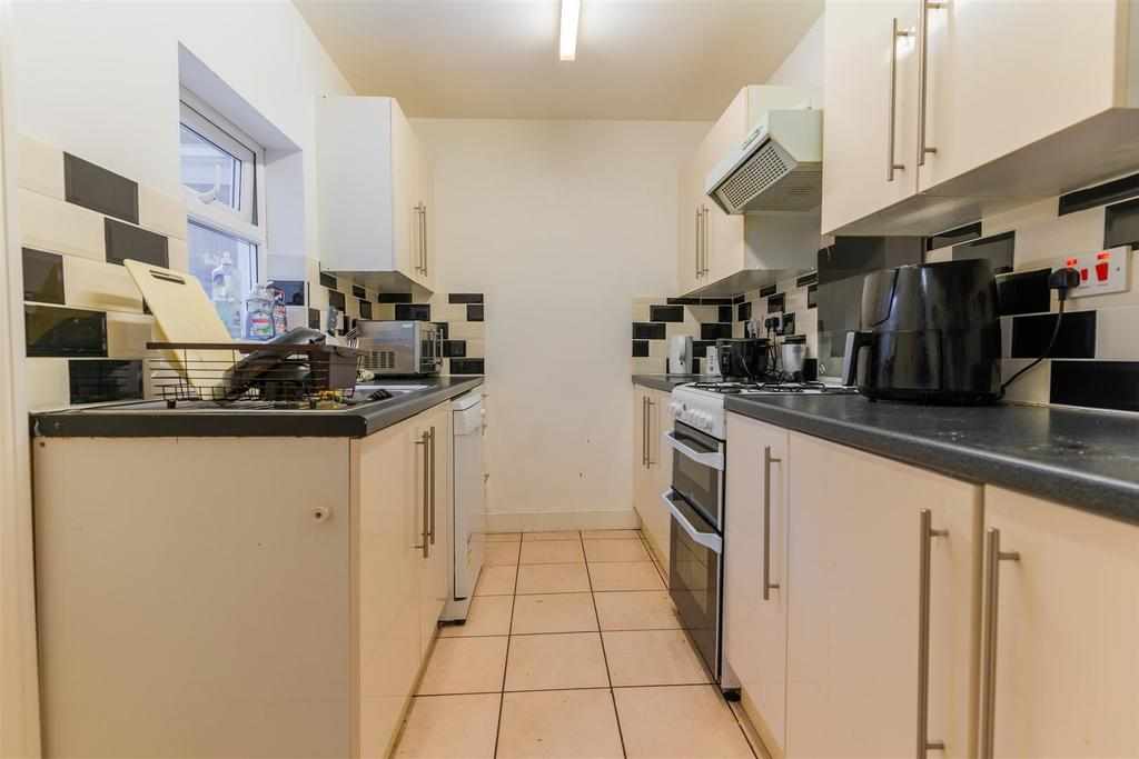 Flat Heeley Road in Birmingham