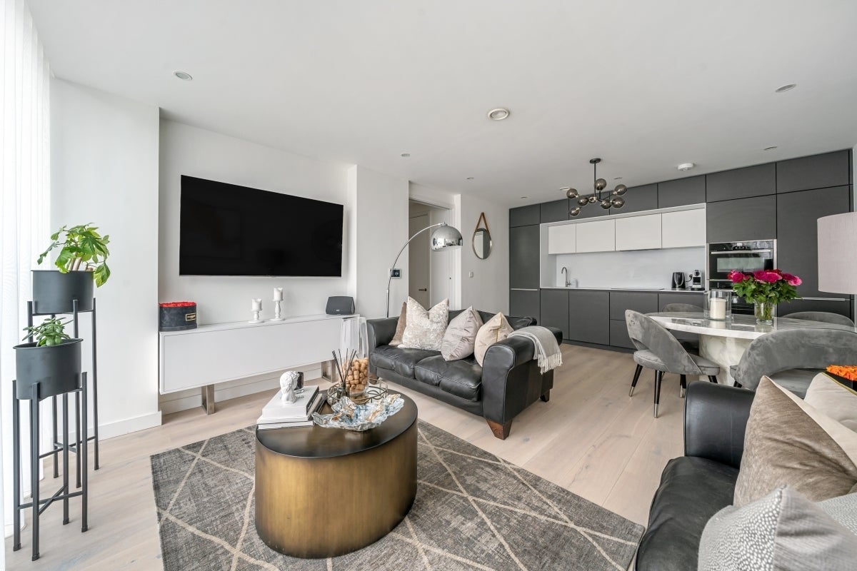 Flat Gabriel Square in St Albans