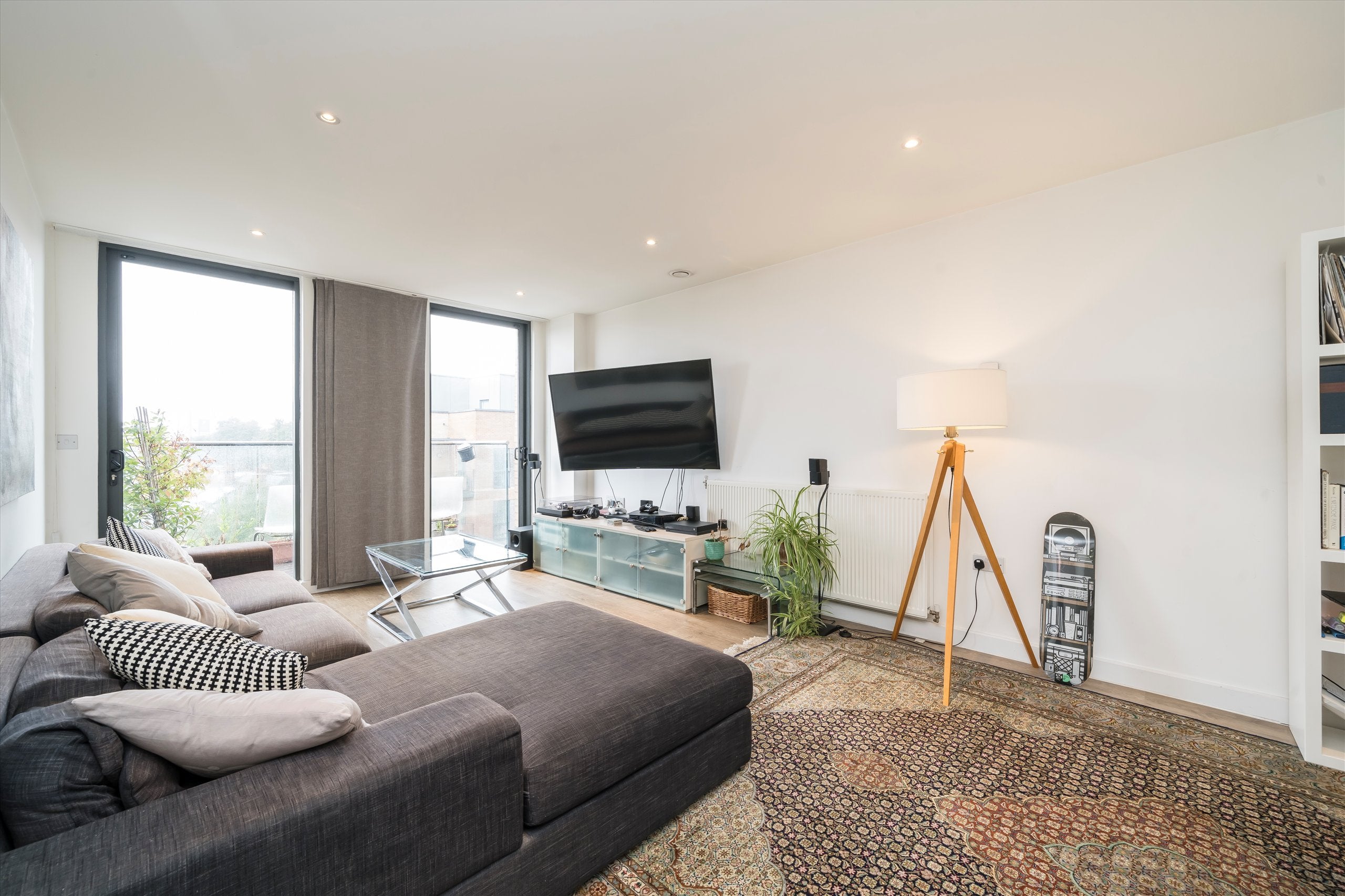 Flat Baltic Avenue in Greater London