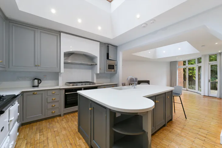 House Gainsborough Gardens in Greater London