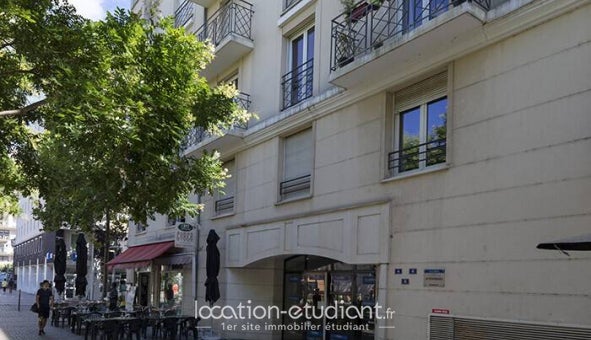 Appartement Place Jacques Madaule à Issy-les-Moulineaux