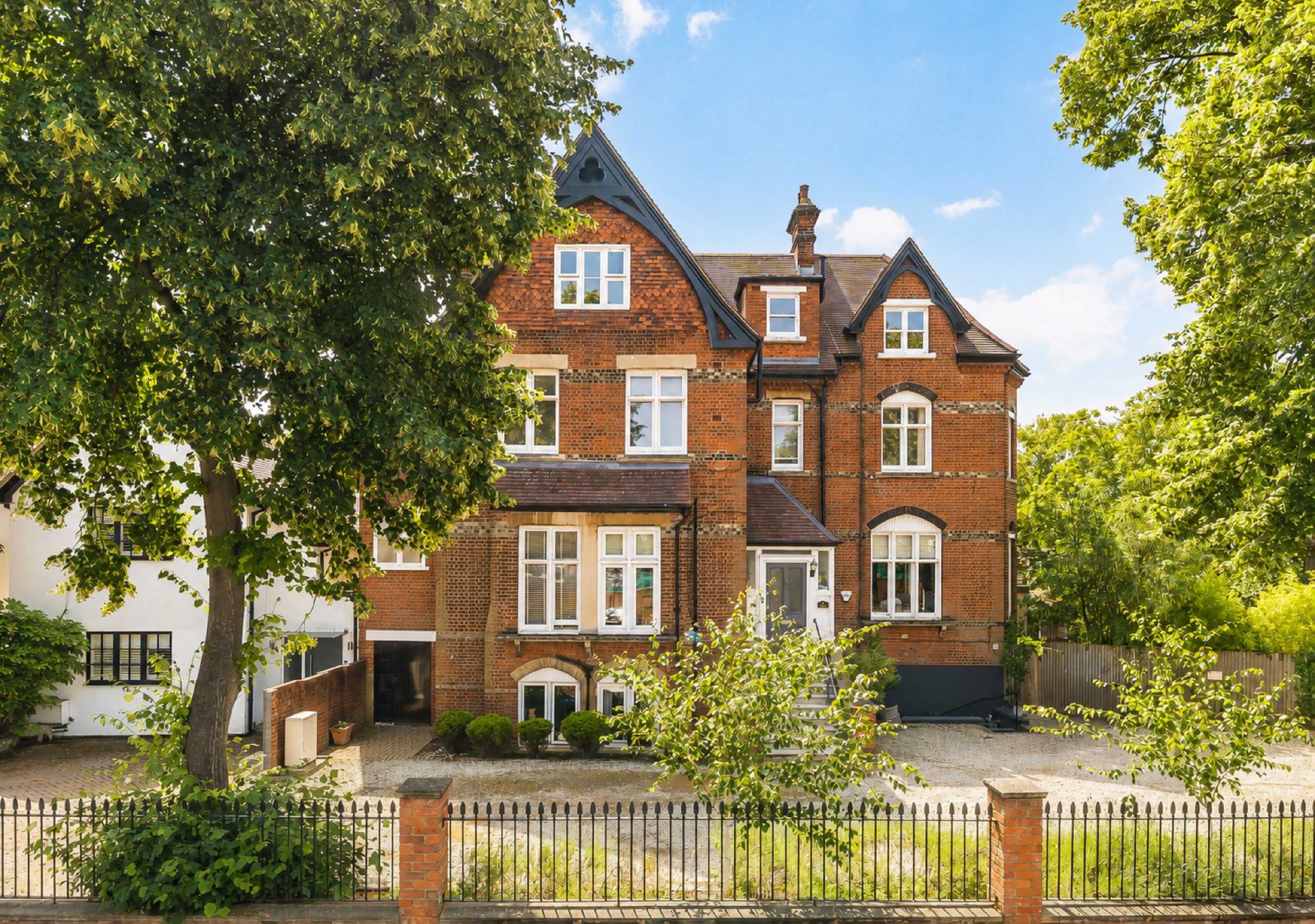 Flat Copse Hill in Greater London
