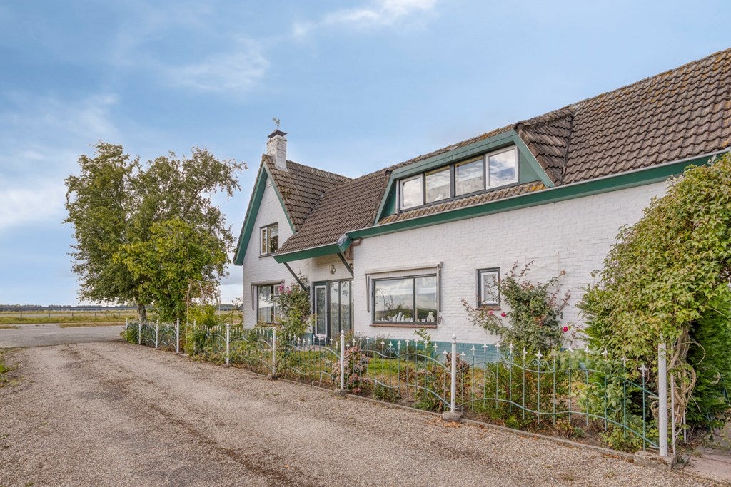 Huis Middenweg 5 in Biervliet