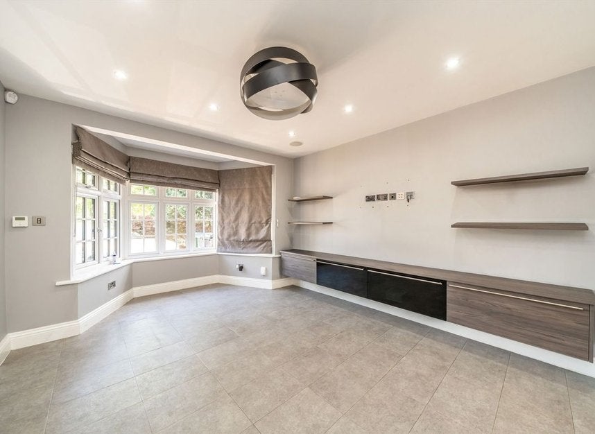 House Tudor Drive in Greater London