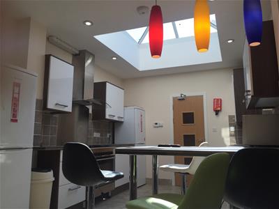 Room Tiverton Road in Birmingham