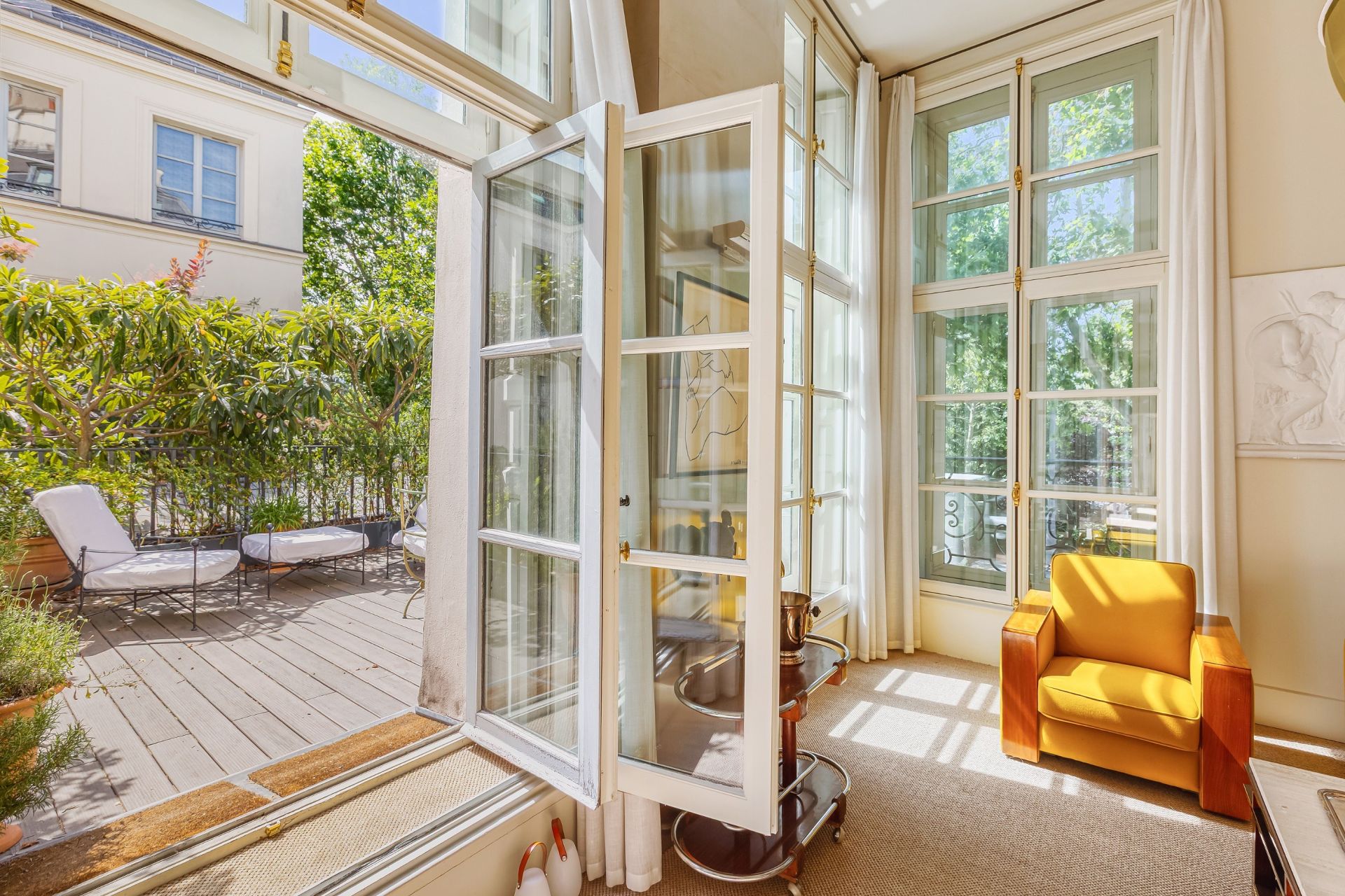 Flat Rue de Jouy in Paris