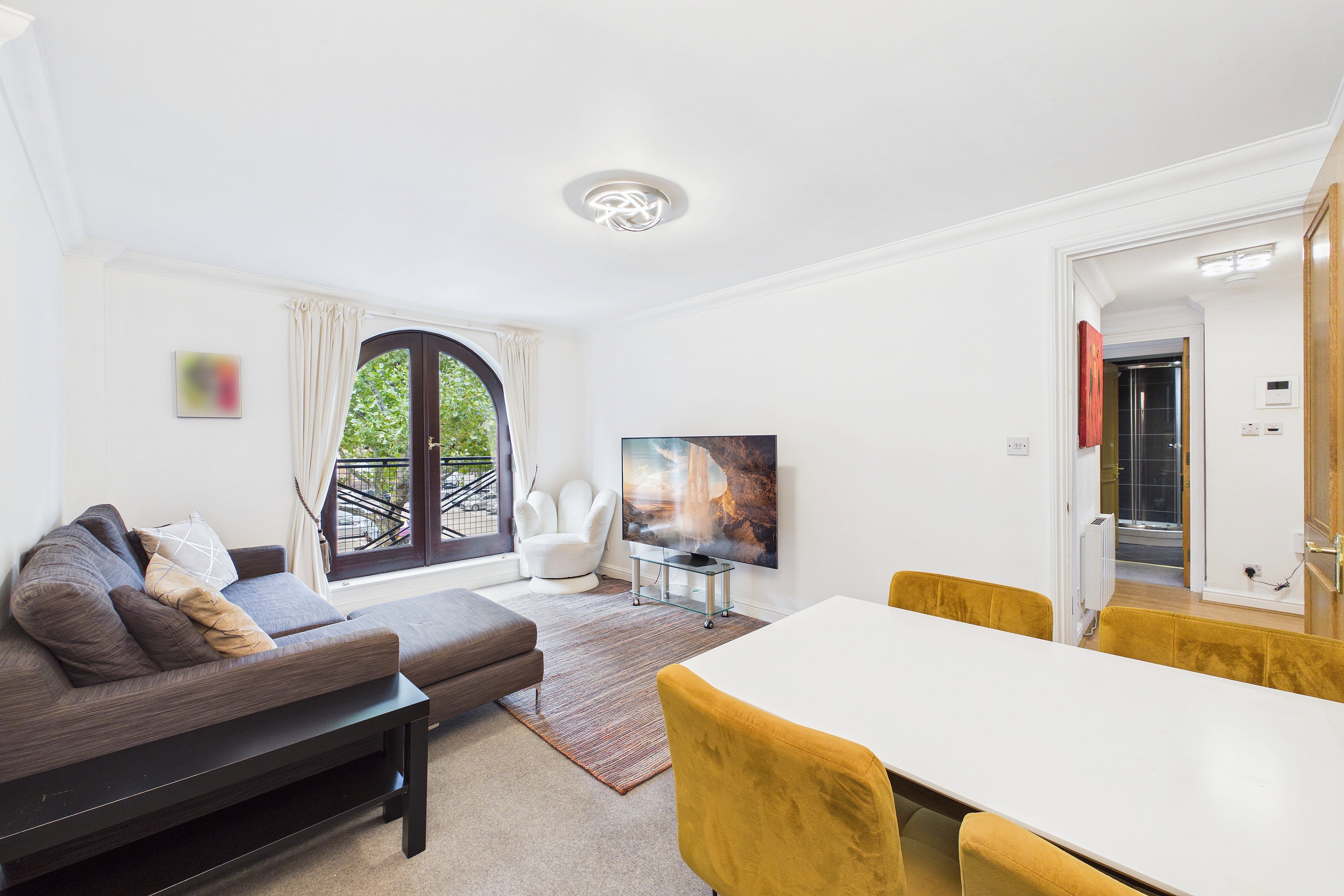 Flat Regency Street in City of Westminster