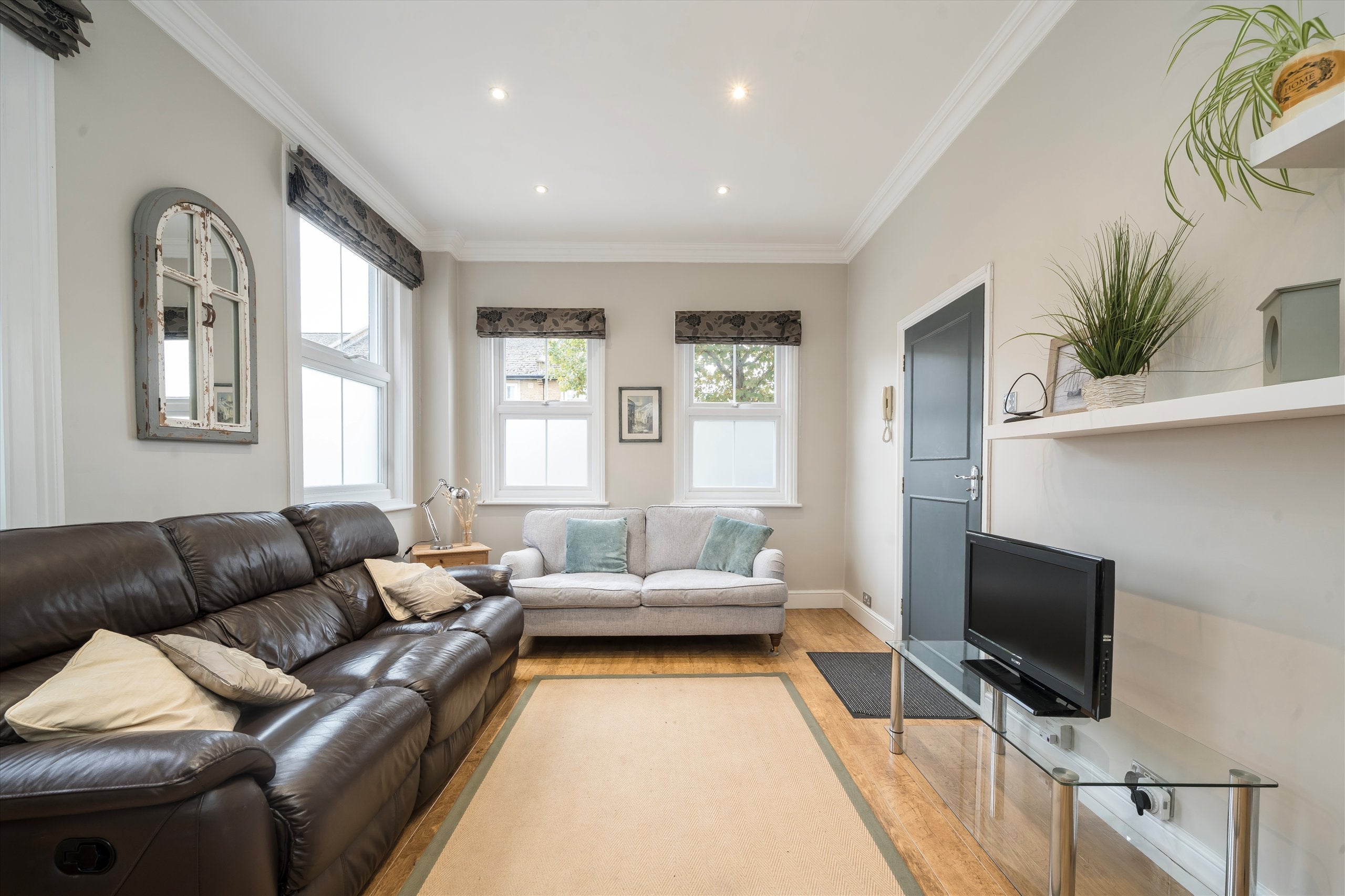 House Glenthorne Road in Greater London