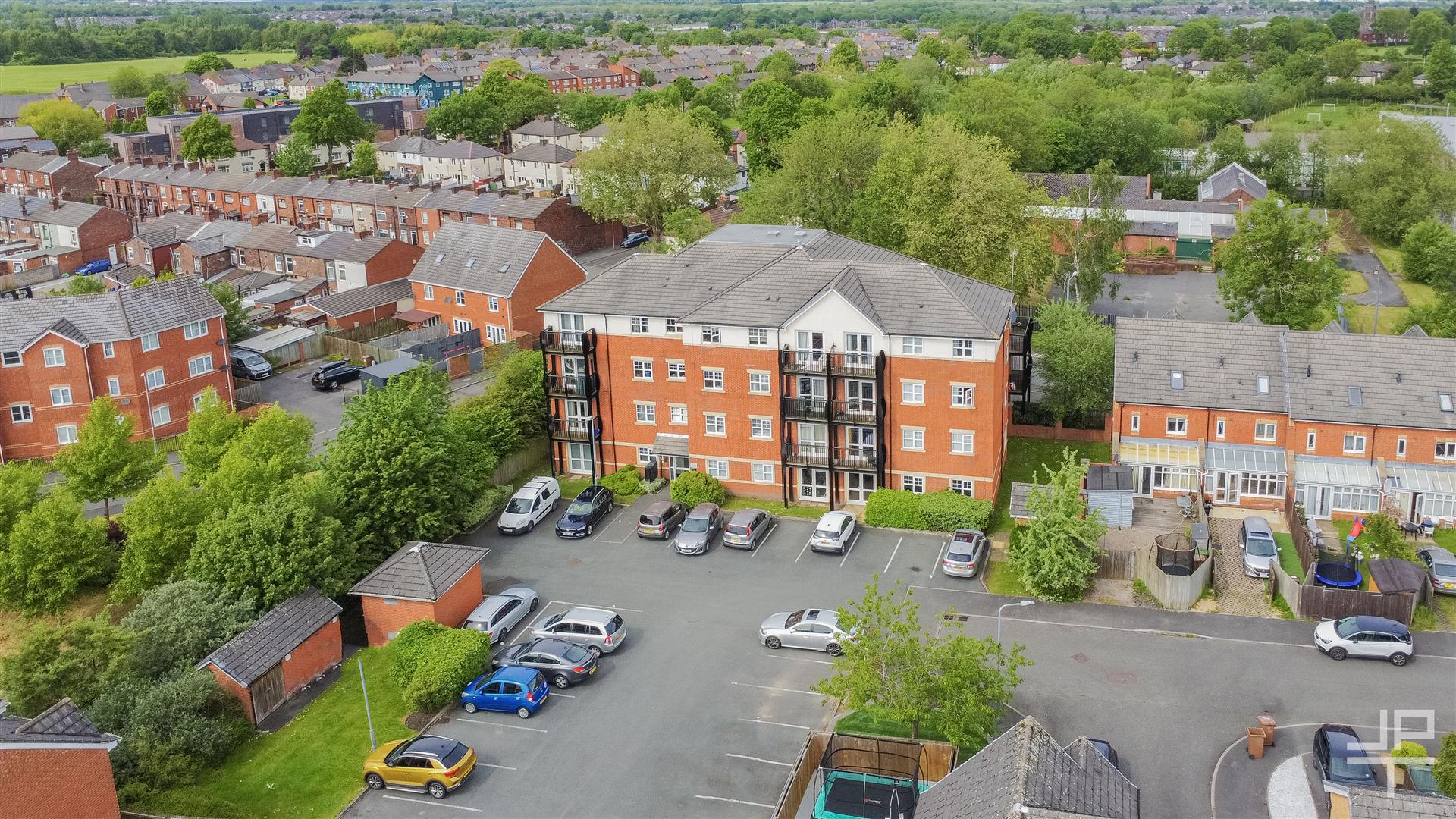 Flat Fleet Lane in St Helens