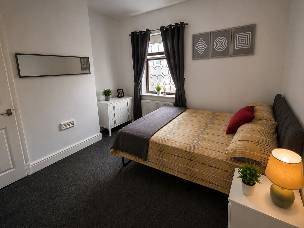 Room Keary Street in Stoke-on-Trent