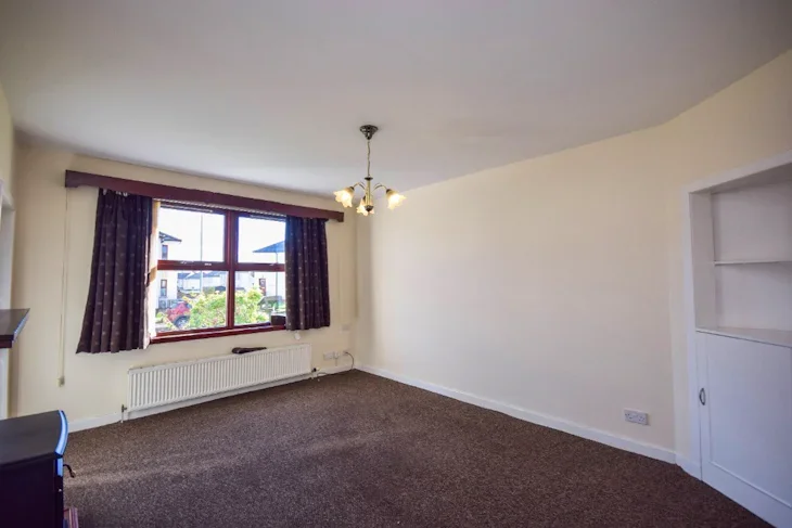 Flat Knowehead Crescent in Kirriemuir