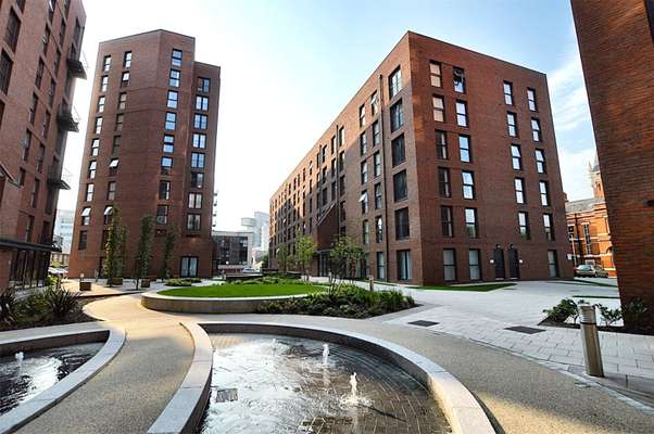 Flat Sillavan Way in Salford