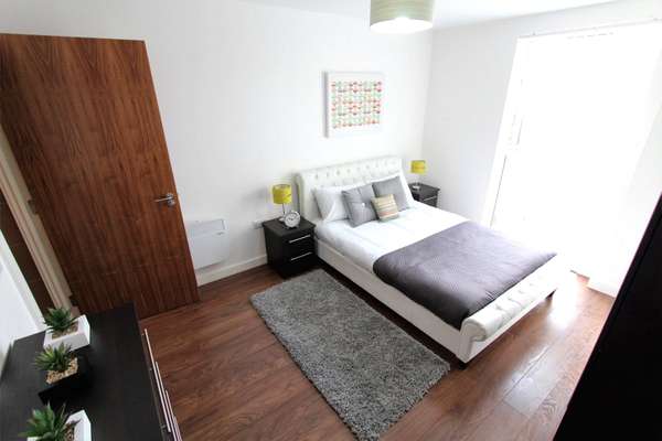 Flat Sillavan Way in Salford