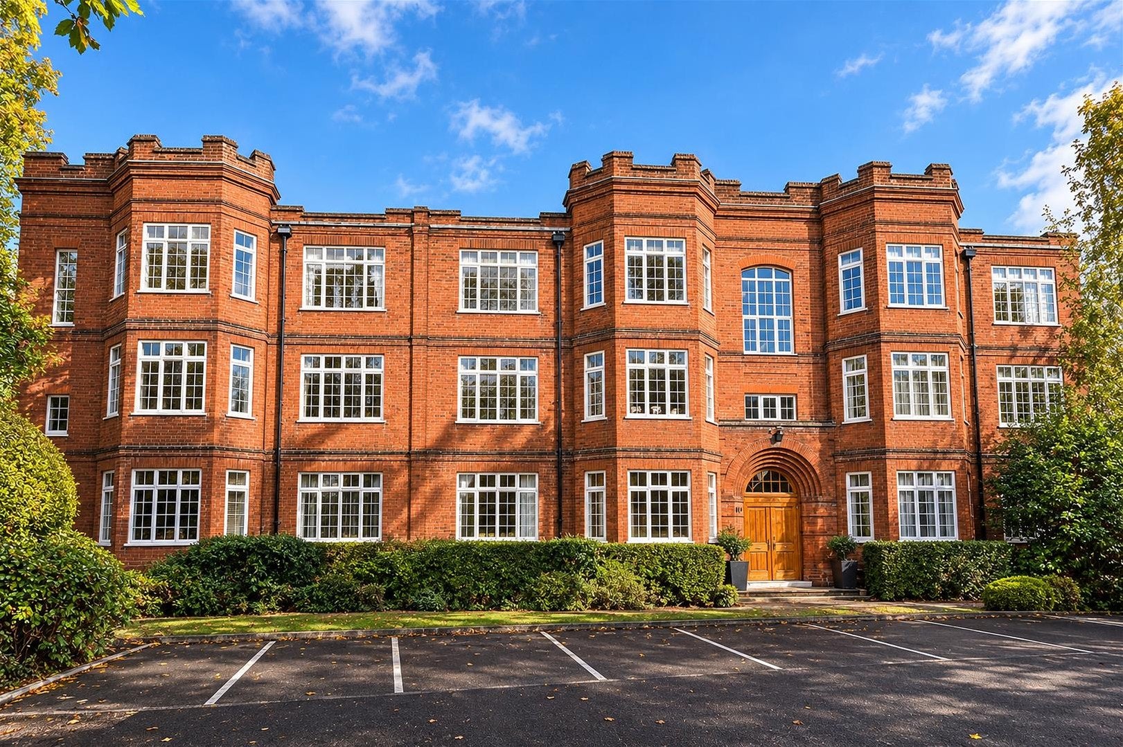 Flat Muswell Hill Road in Greater London