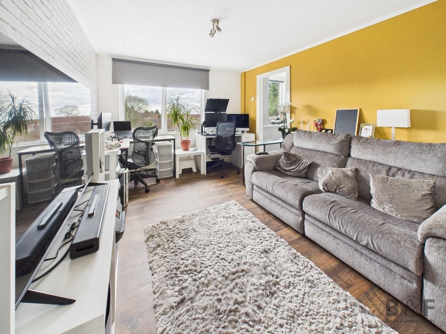 Flat Verde Close in Bristol