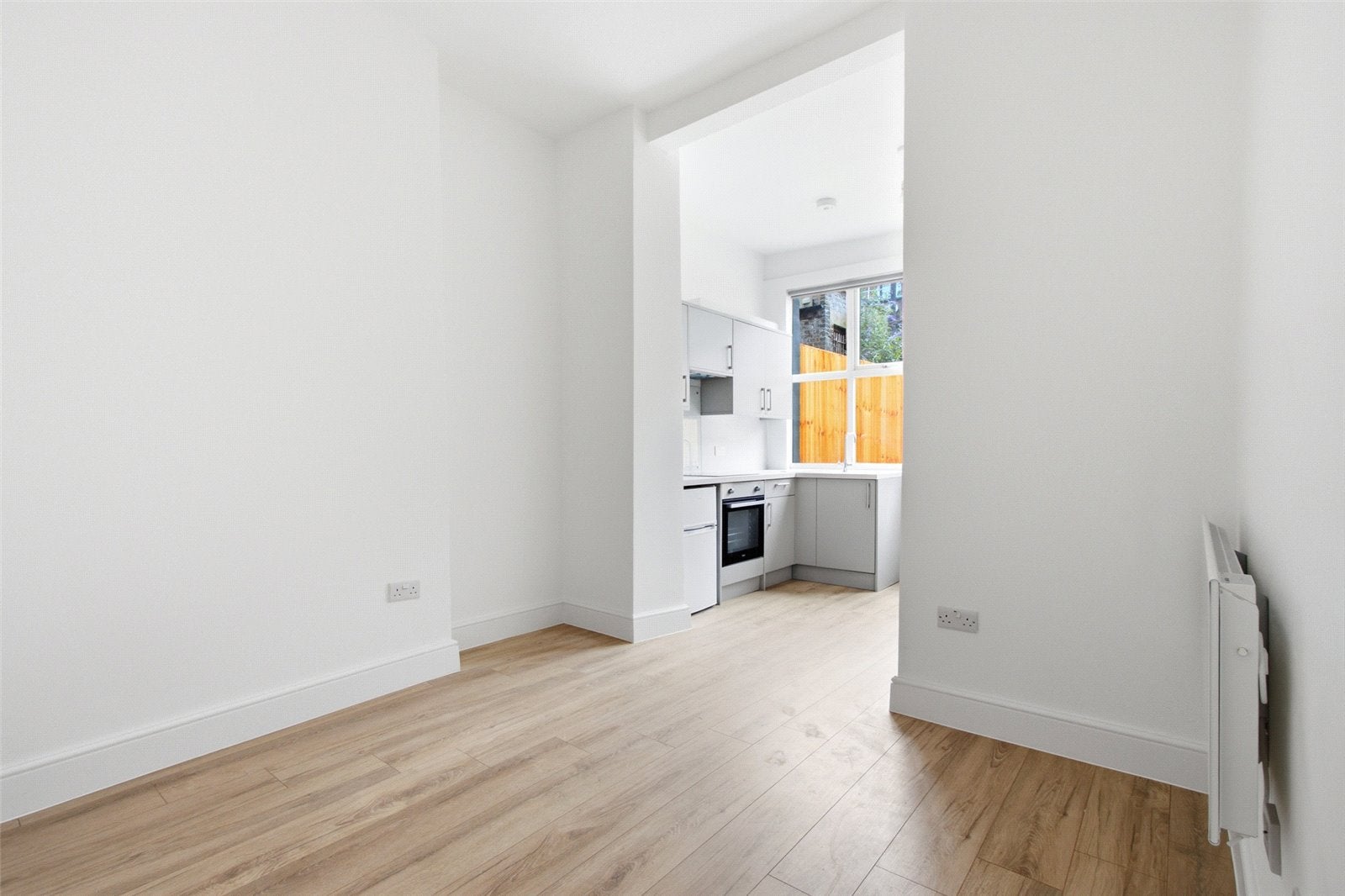 Flat Rock Street in Greater London