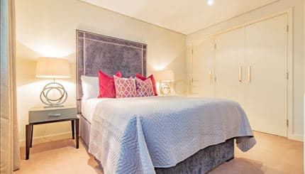 Flat Merchant Square in City of Westminster