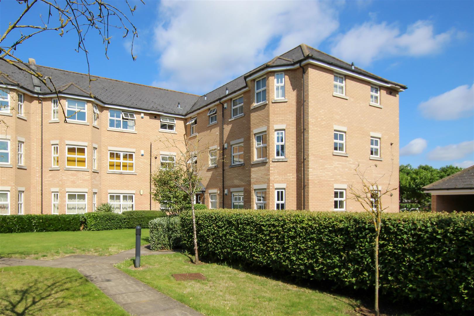 Flat Clifton Road in Cambridge